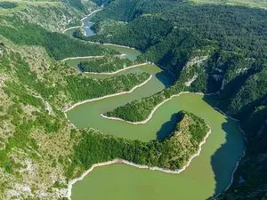 meander